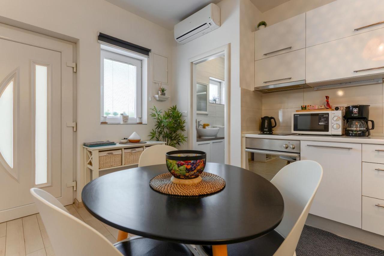 Apartament Studio Mare Zadar Zewnętrze zdjęcie